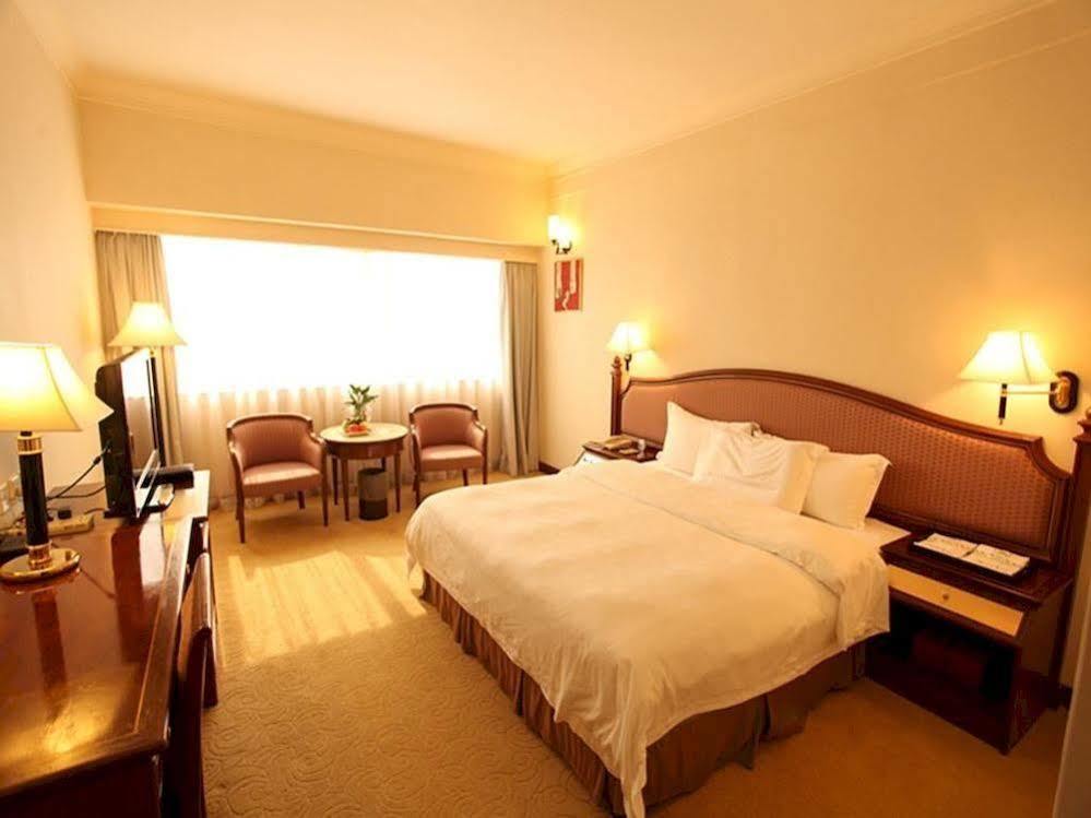 Noble Jasper Hotel Huizhou  Buitenkant foto